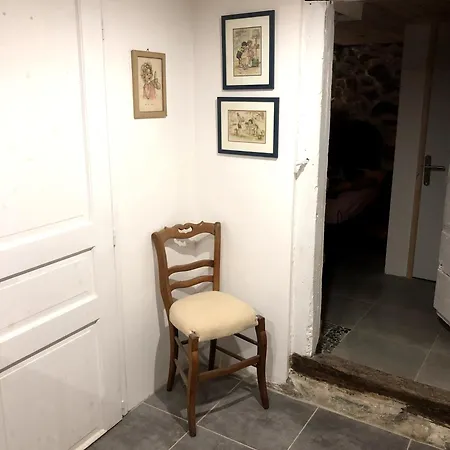 Le Carnotzet Du - Hauts D'evian * Larringes